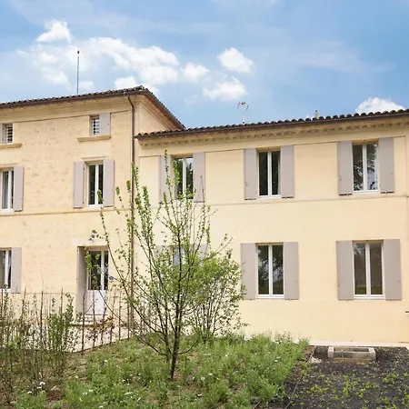 Logis De Valandraud Couette-café