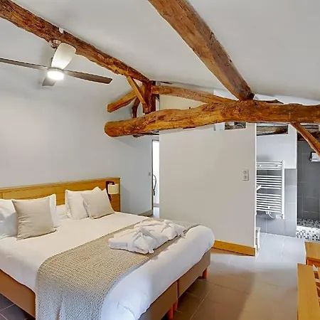 Logis De Valandraud 5*