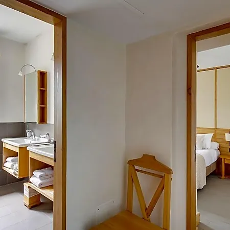 Logis De Valandraud 5*