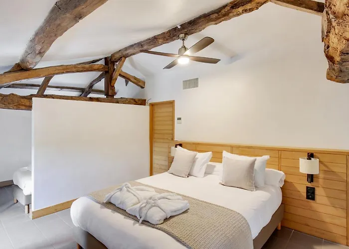 Alojamento de Acomodação e Pequeno-almoço Logis De Valandraud Saint-Émilion