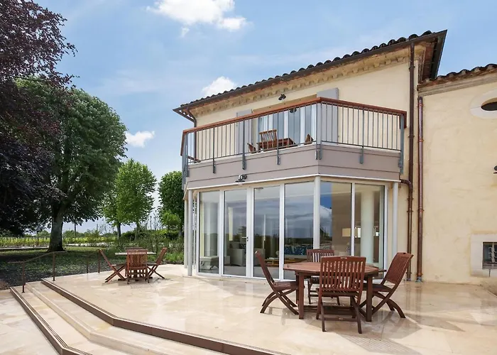 Alojamento de Acomodação e Pequeno-almoço Logis De Valandraud Saint-Émilion